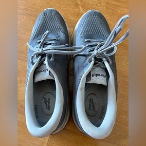 Dansko Pace Sneaker in Grey Mesh